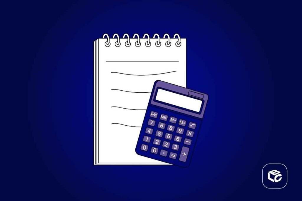 Caderno e calculadora em fundo azul